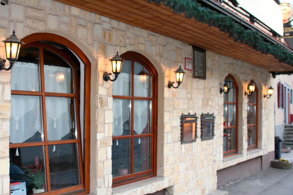 Pension La Cascina Tuttlingen Exterior photo